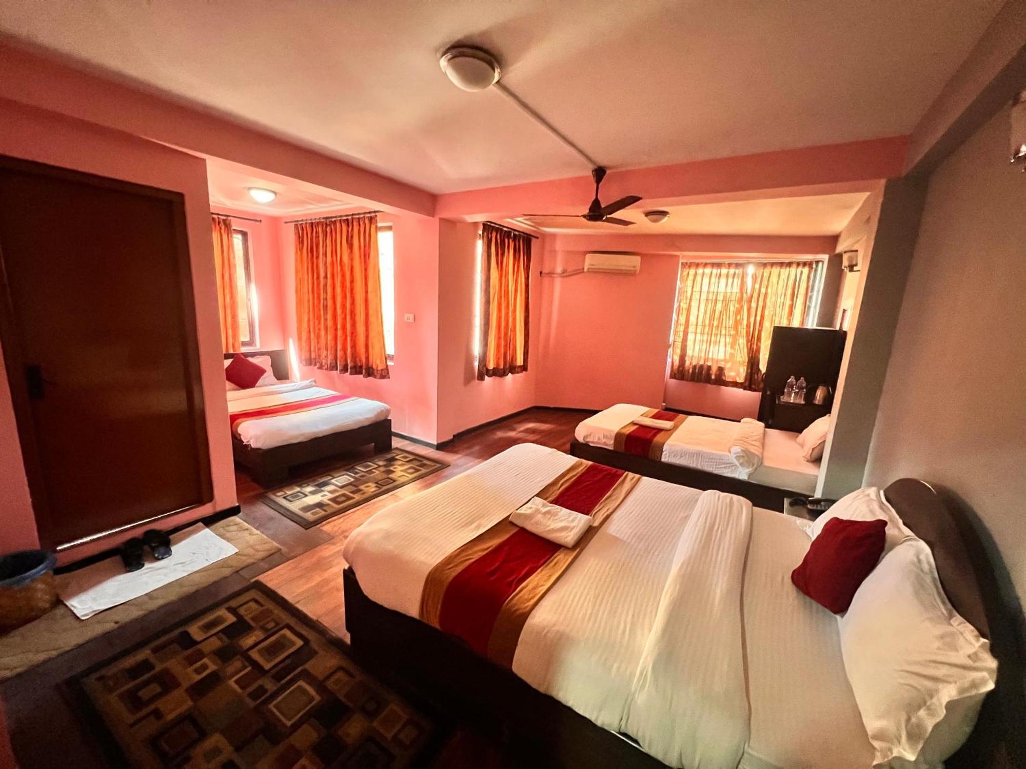 Hotel Family Home Kathmandu Ngoại thất bức ảnh
