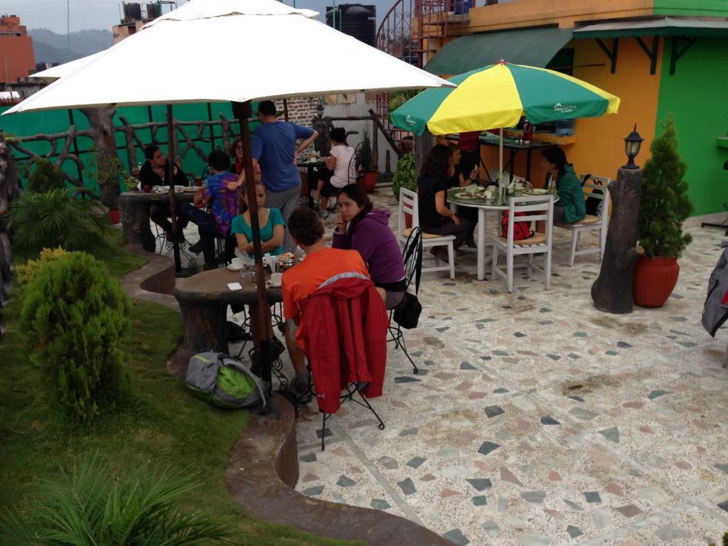 Hotel Family Home Kathmandu Ngoại thất bức ảnh